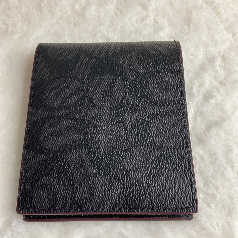 Compact Id Wallet In Signature Canvas - Picture 4 of 4